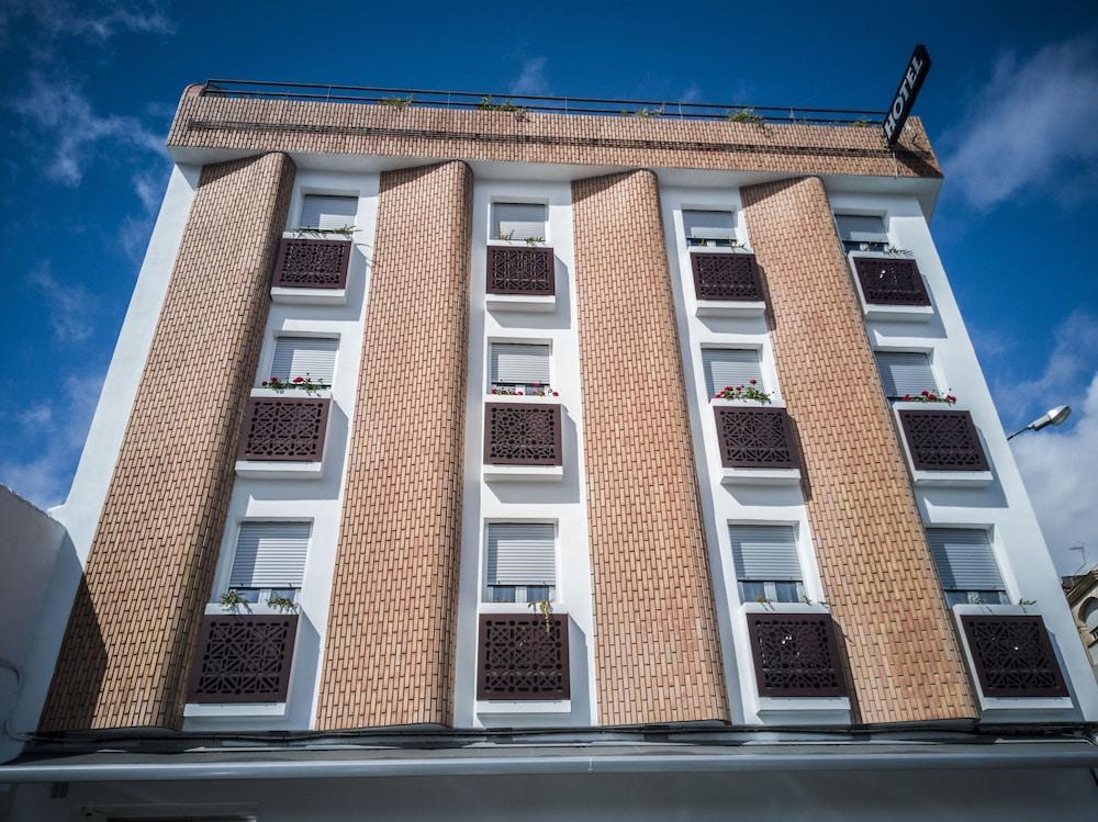 Hotel Abadi Кордова Экстерьер фото