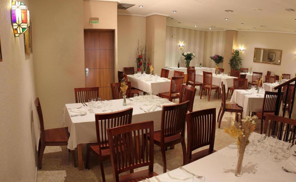 Hotel Abadi Кордова Экстерьер фото