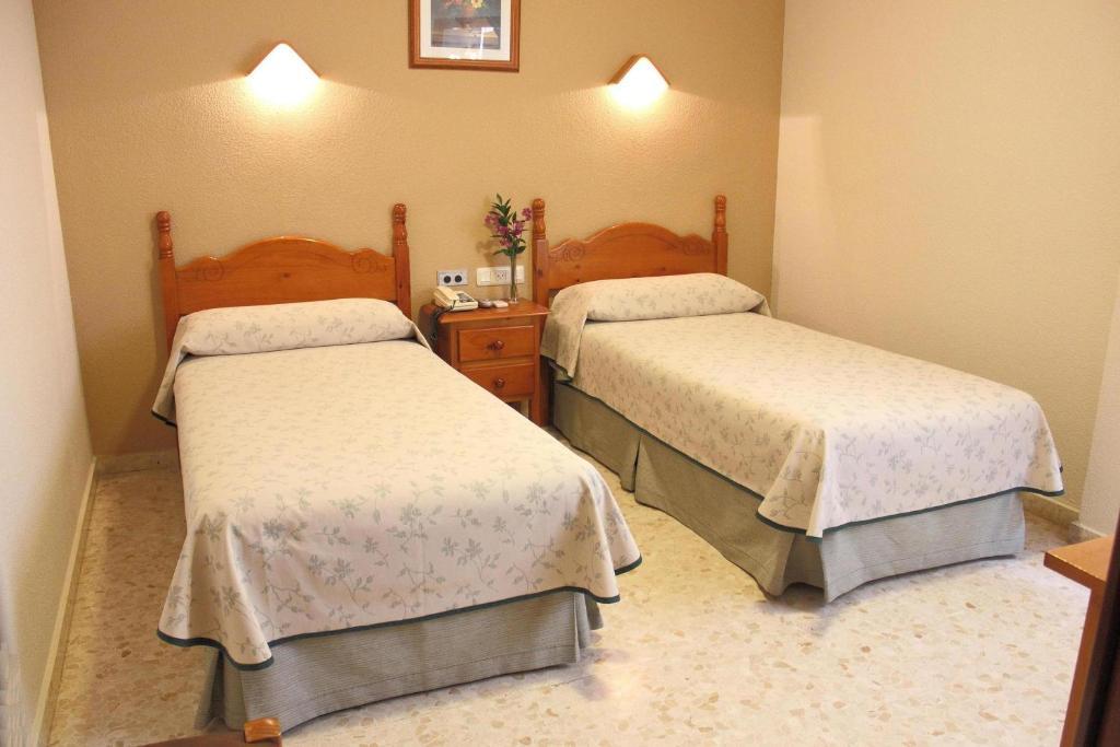 Hotel Abadi Кордова Номер фото