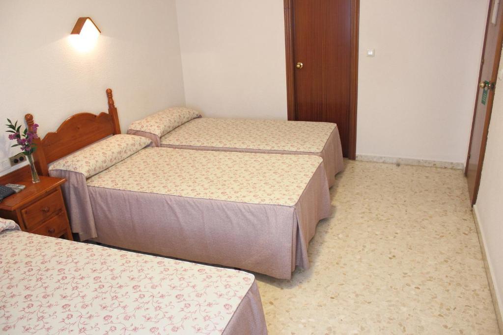 Hotel Abadi Кордова Номер фото