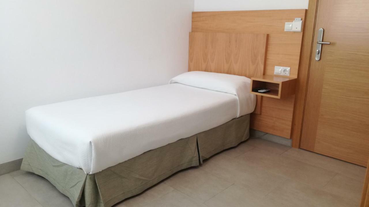 Hotel Abadi Кордова Экстерьер фото